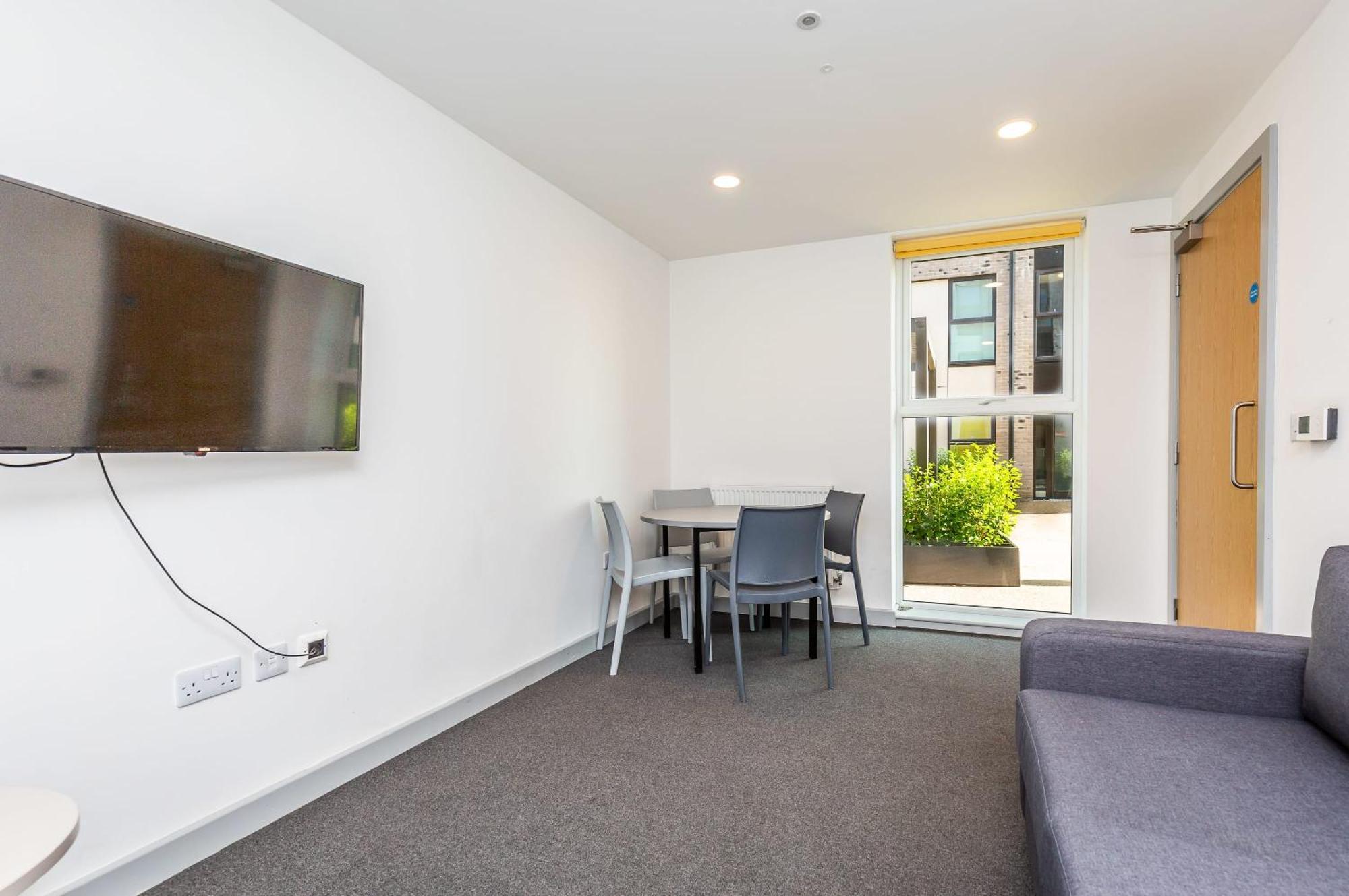 Ensuite Room With Shared Kitchen, Close To Centre- 18 Above لينكولن المظهر الخارجي الصورة